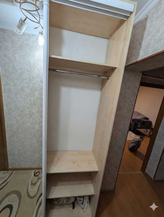 Шкаф-купе на весь коридор