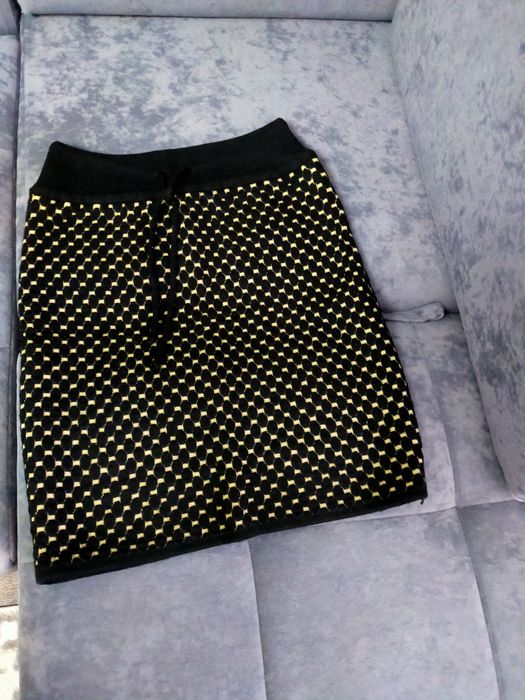 Продам женские платья