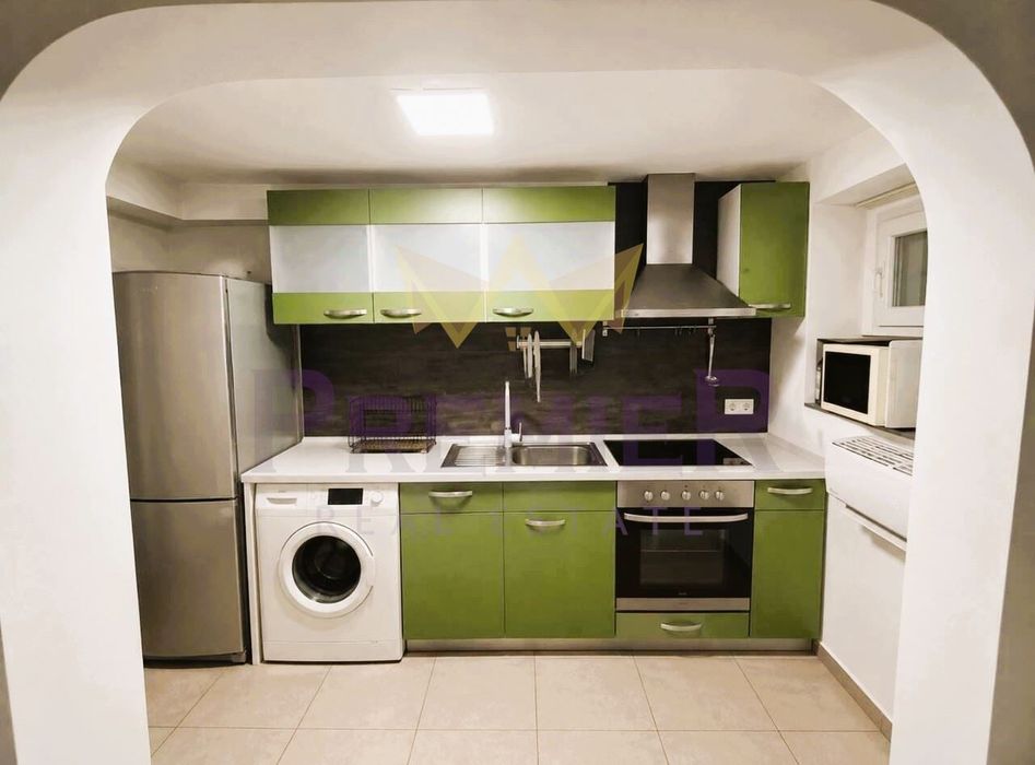 Продава се Многостаен апартамент в Пловдив, Гагарин - 130 кв.м за 1485 €/кв.м - Снимка #1