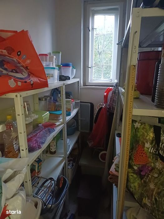 Vand apartament 2 camere in Centru