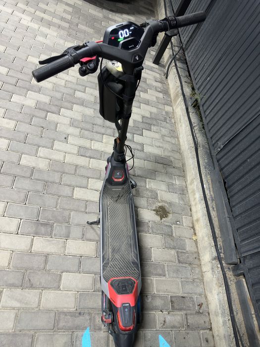 Ninebot p100s электросамокат