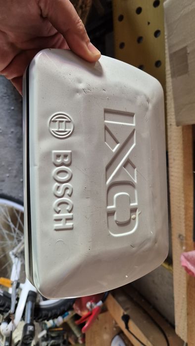 Cutie Bosch Ixxo+încărcător Anglia