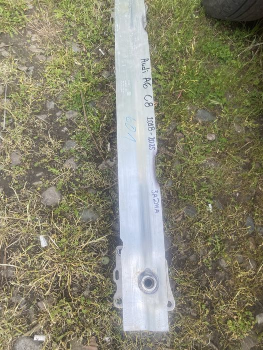 Задна греда под бронята Audi A6 C8