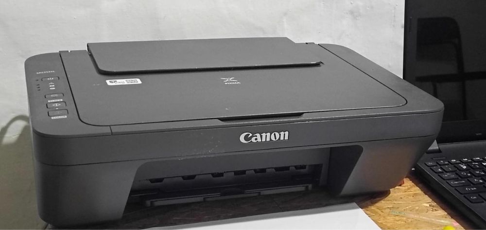 Принтер Canon Pixma MG2541S сосстояние отличное.