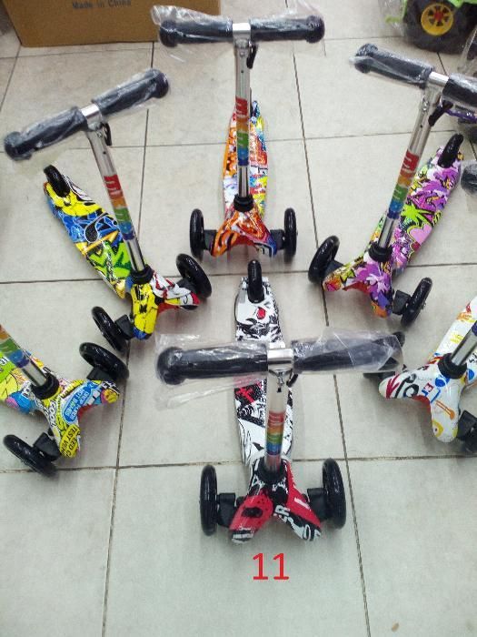 Тротинетка с Графити за деца 2 - 4 години MicMax 02