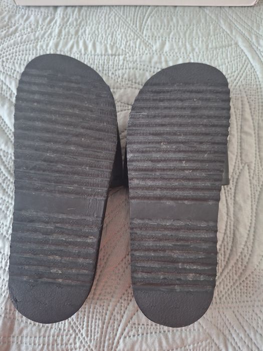 Vand slapi dama Esprit stare impecabila