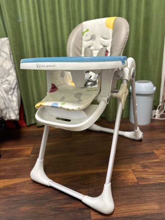 Детско столче за хранене Kinderkraft Yummy