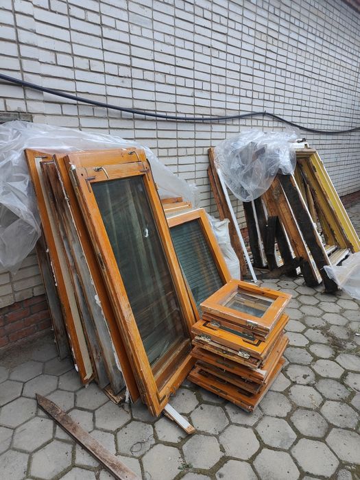 Деревянные окна продаются