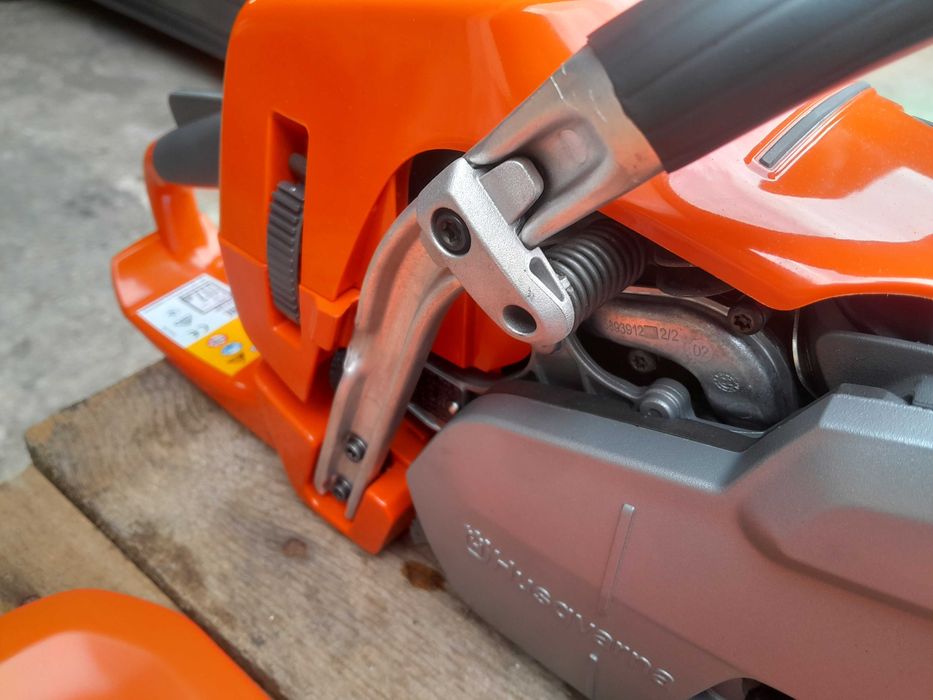 Motofierastau Husqvarna