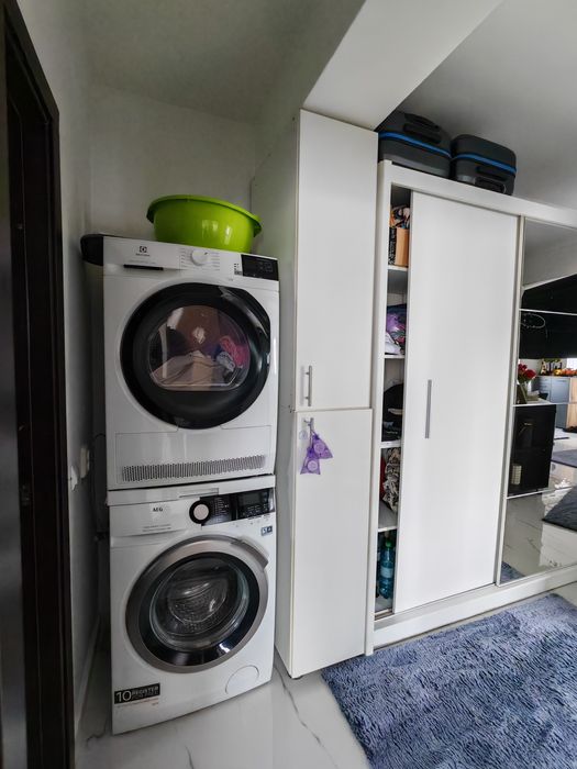 Apartament cu 3 camere de vanzare