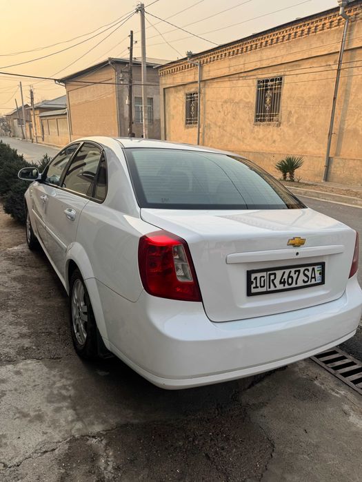Chevrolet —Lacetti 2 poz (оq)   — Ishlab chiqarilgan yil — 2011.