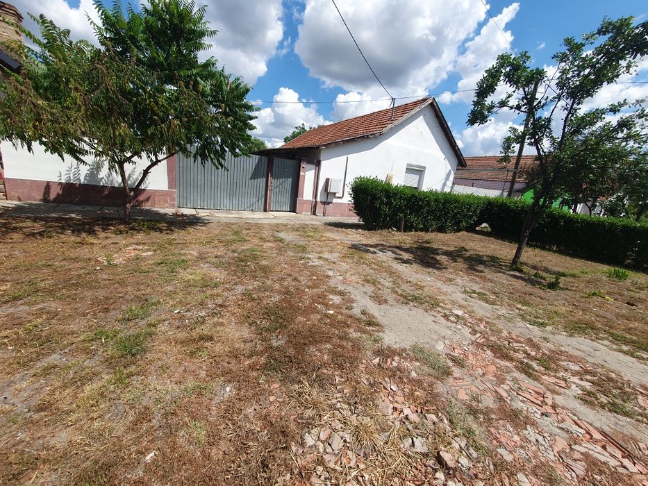 Casa de vanzare in Batania