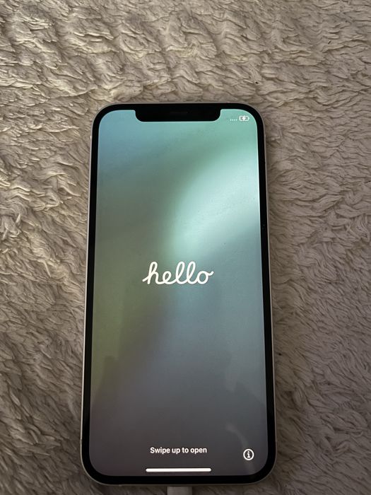 Iphone 12 в идеальном состоянии