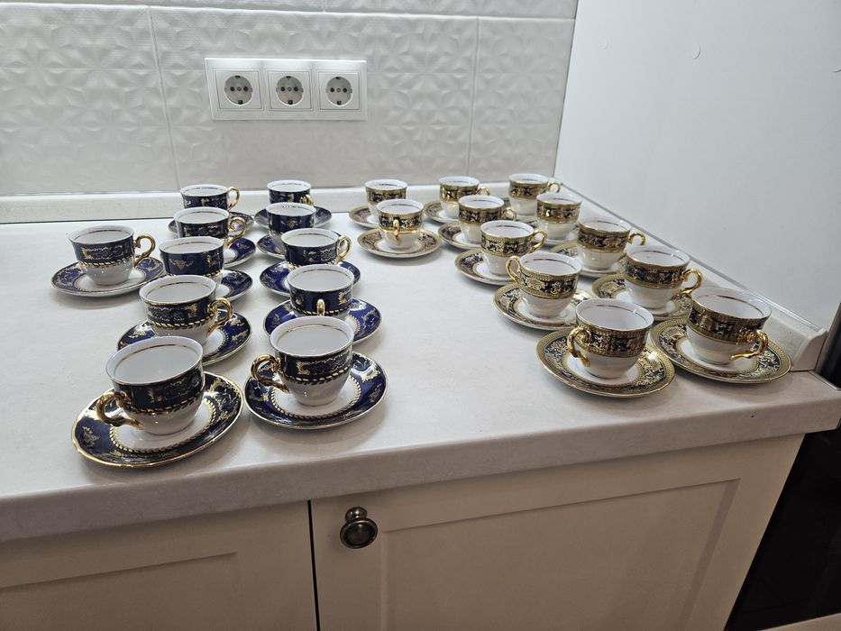 Продам сервис для кофе 23 пар