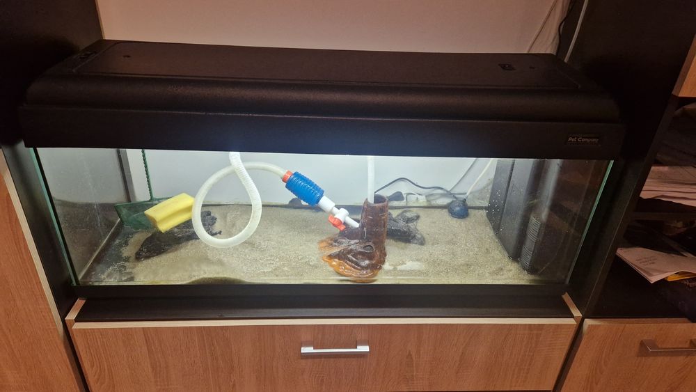 Acvariu.   120 l