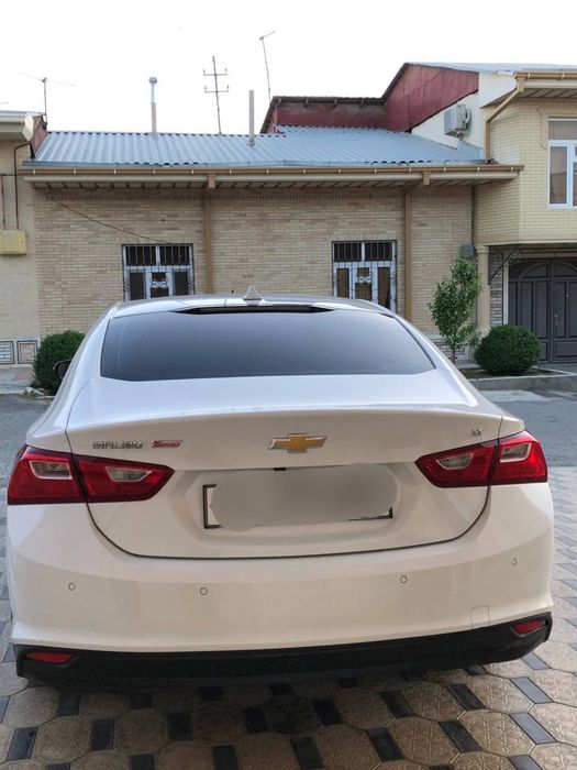 Chevrolet Malibu 2020 — 2