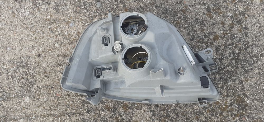 Ляв Фар За Рено Мастър 2  Renault Master 2003-2009 Година