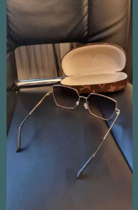 Ochelari de soare dama marca Louis Vuitton