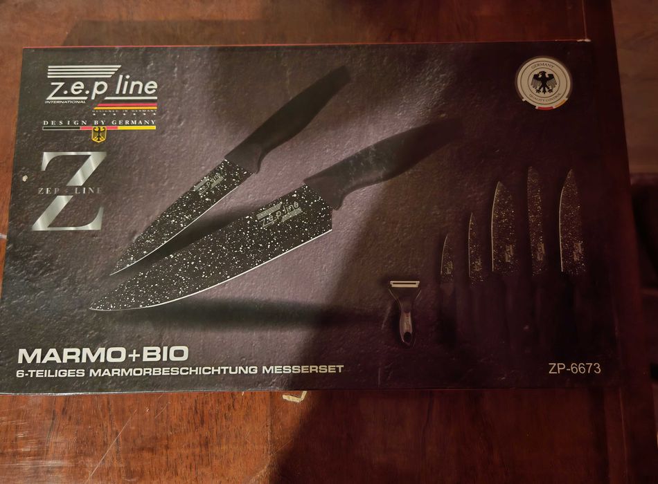 Комплект ножове - нов