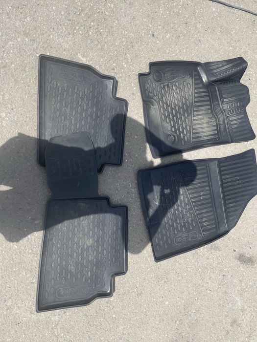 Коврики в салон Шевроле Оникс