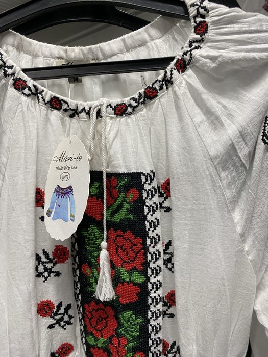 Rochie tradiționala româneasca