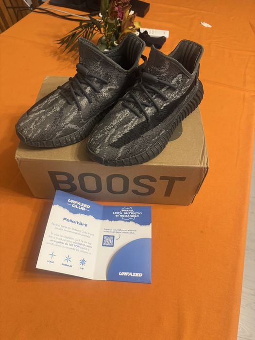 Yeezy Boost V2 Dark Salt