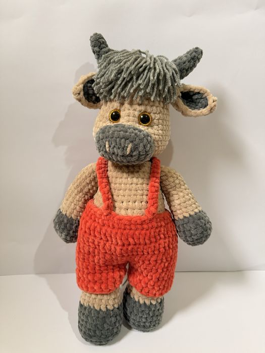 Плетени играчки от плюшена прежда