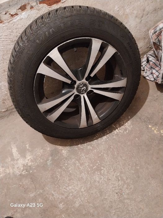 Roti 15 4x100 cu anvelope iarna