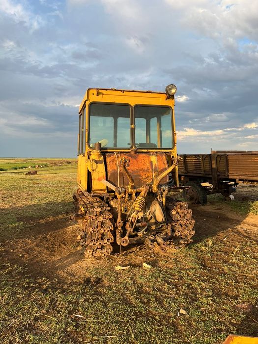 Продам трактор ДТ 75