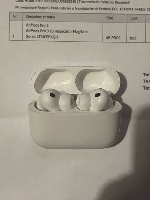 Apple AirPods Pro 3 cu factură