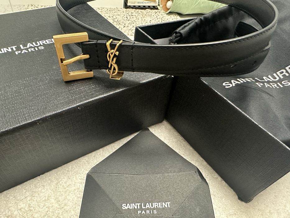 Curea Yves Saint Laurent – Nouă, cu cutie