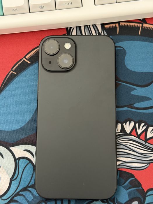 Продам Iphone 15