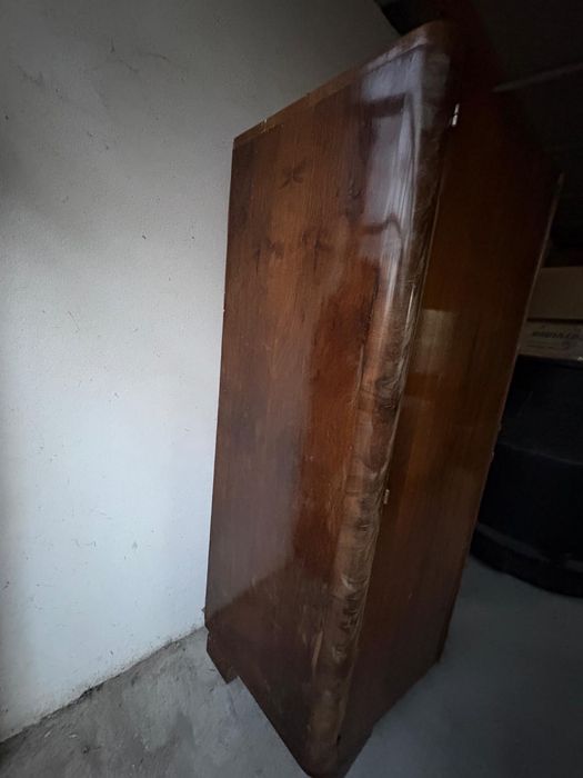 Dulap Mobila Vintage Vechi lemn masiv anii 1965