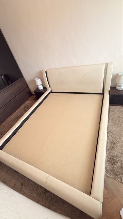 Pat crem 160x200 – aspect premium, foarte solid si stabil