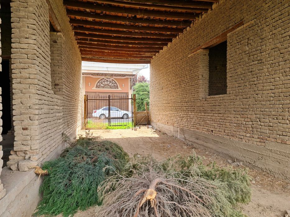 Продается участок в Янгиюле. Янгийулда уй сотилади.