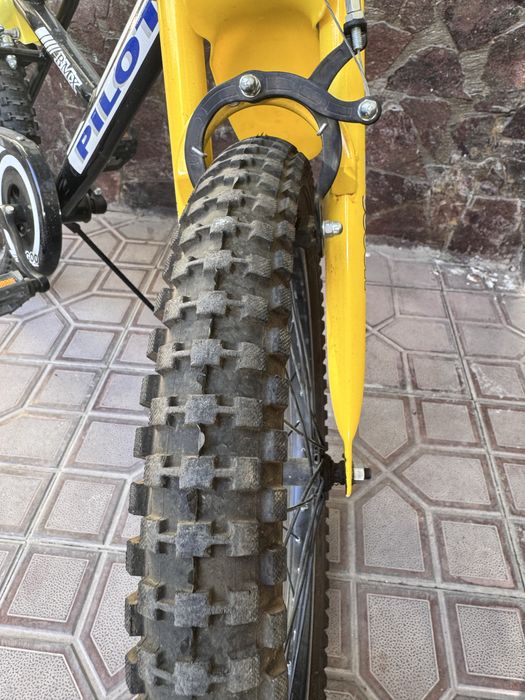 Велосипеды 2 штуки, в хорошем состоянии практически не использовались.