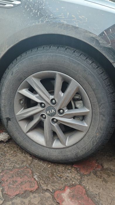 Диск 16 с шинами летний