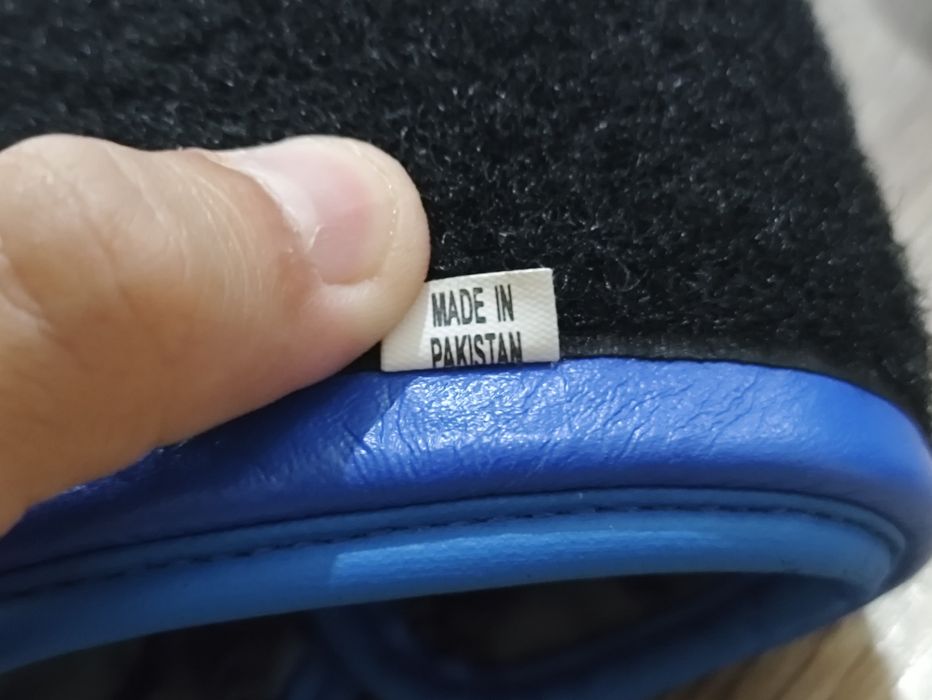 Продам оригинальные перчатки для бокса одевал один раз