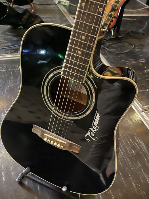 Takamine ED340C 41 akkustik gitara