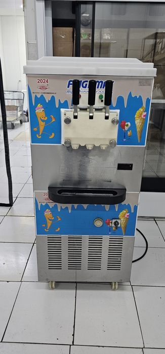 Frezer sotiladi 2024yili 380w muzqaymoq aparati