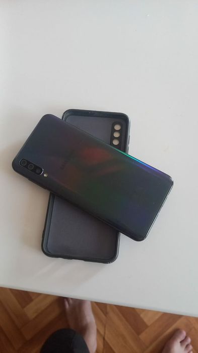 Продам самсунг A50