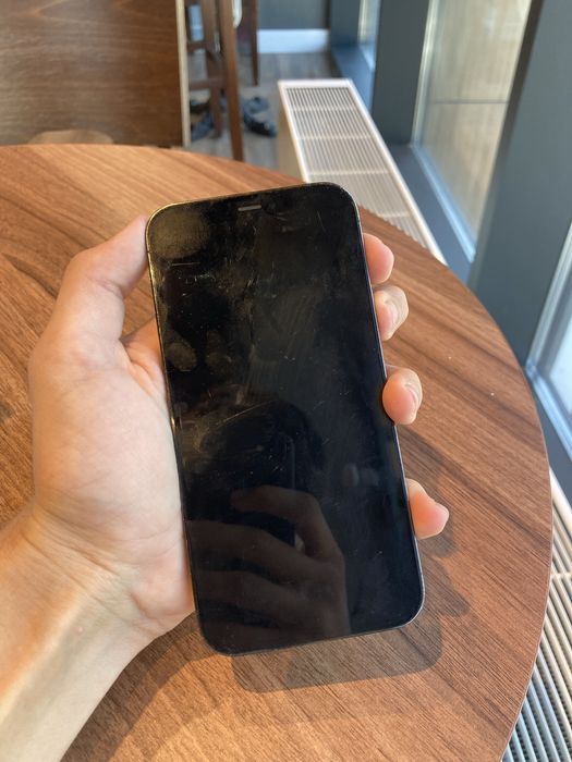 Продам iphone 12 pro