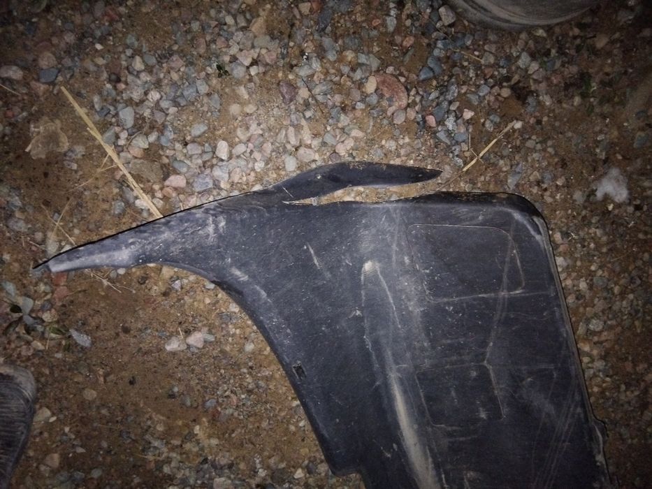 Продам общибку для багажник карина е