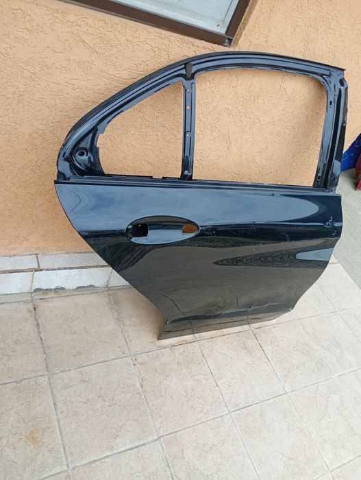 Usa dreapta spate Mercedes c-class w205