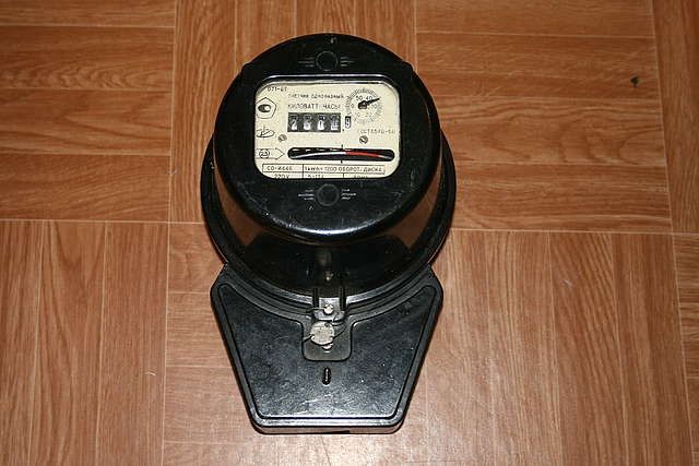 Продам электрический счётчик и автомат