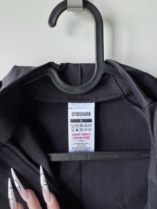 gymshark zip up jacket