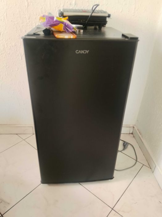 Хладилник с една врата Candy CHASD4385EWC, 90 л, Клас E, H 85 см