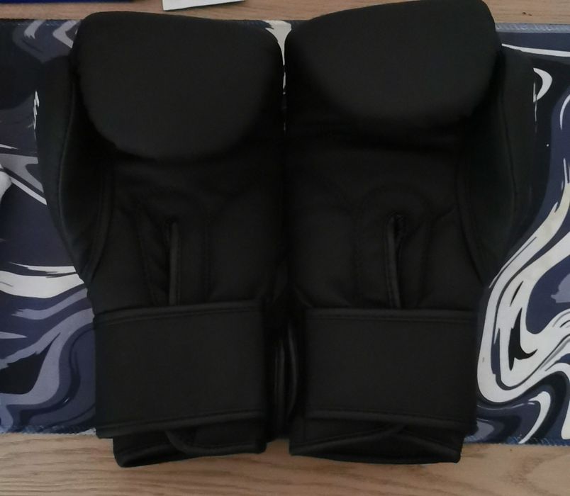 Manusi Box Venum