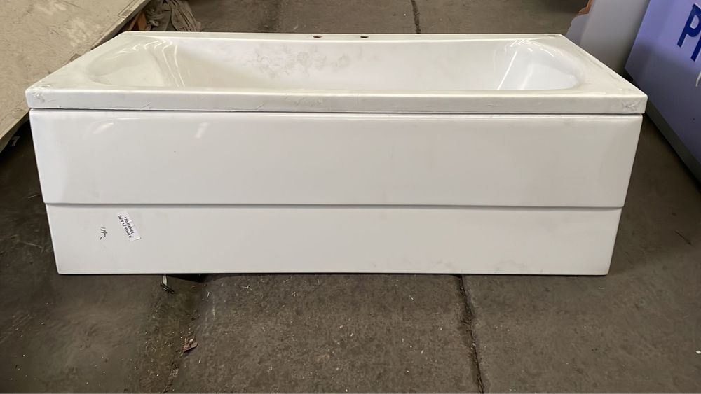 cada noua pentru baie -OASI, VITRA