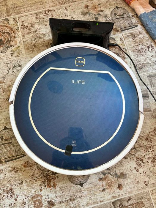 Робот прахосмукачка ILife